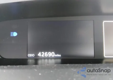 2019 Toyota Prius Xle z USA, uszkodzony, nr VIN JTDL9RFU4K3005267